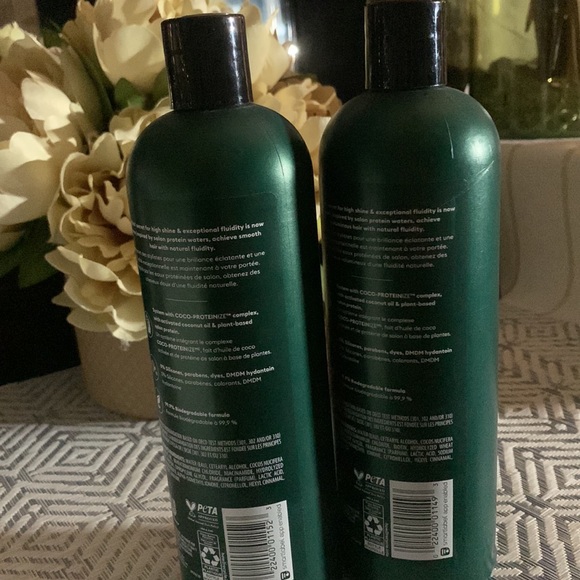 Set Of TRESemme’ Fluid Volume Conditioners - Picture 9 of 10